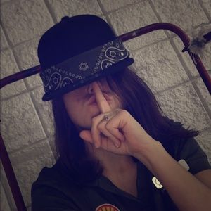 Meet your Posher, Ashley